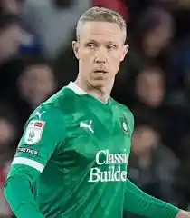 Adam Forshaw: Gelandang Berpengalaman Inggris dengan Visi Permainan Tajam